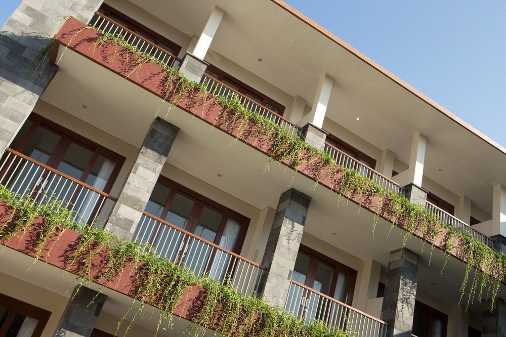 Vansari Hotel Семіньяк Екстер'єр фото