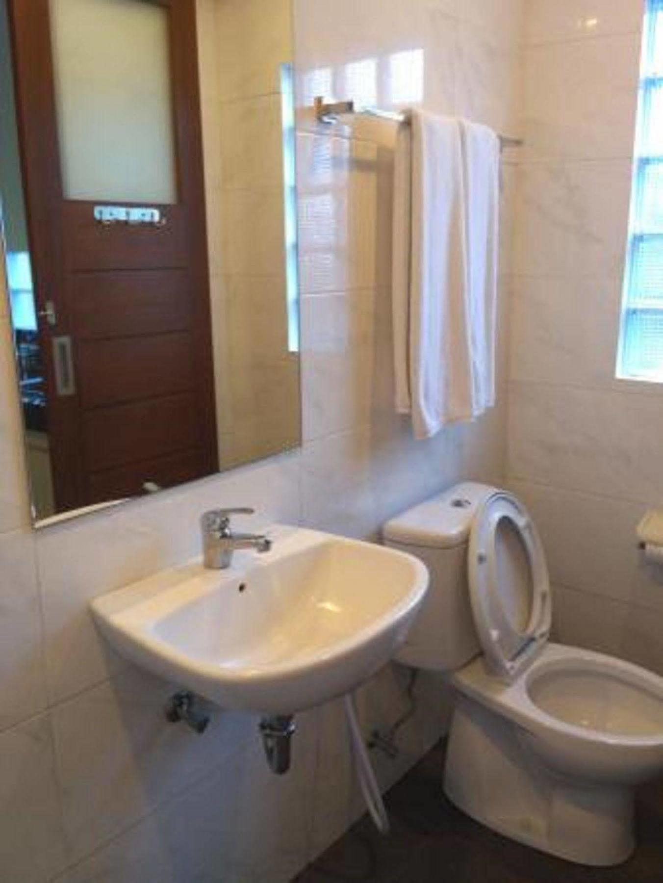 Vansari Hotel Семіньяк Екстер'єр фото